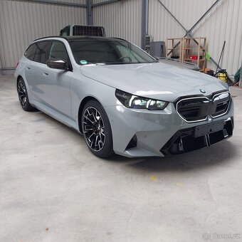 BMW M5 Touring xDrive Carbon - NOVÝ VŮZ, M-Driver - 3