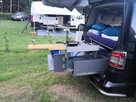 Obytná vestavba vw t5 - 3