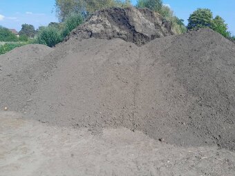PRODÁM kompost, organické hnojivo - 3