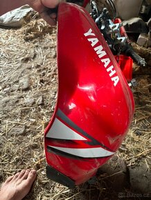 Nadrz na Yamaha R1 00-01 Rn04 - 3