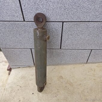 Hydraulický válec - 3