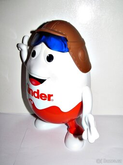 Kinder maxi vejce figurka Pilot, Ferrero dóza. - 3