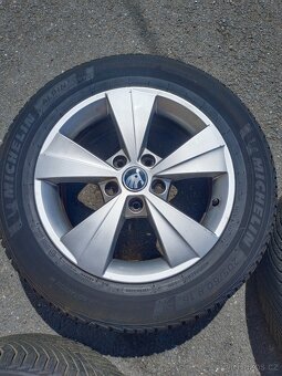 Originál kola Škoda, pneu 205/60 R16 - 3