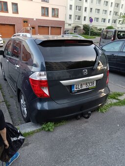 Honda fr-v 2.2 - 3