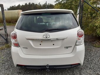 Toyota Verso - 3