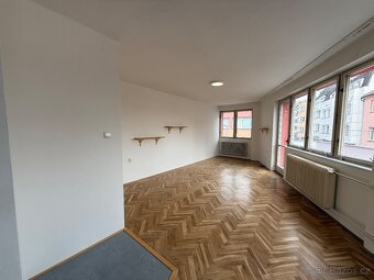 Pronájem 1kk Sedlčany náměstí - 3