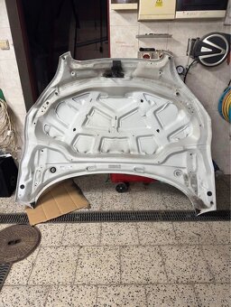 Audi tt mk2 8J přední kapota bílá - 3