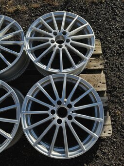 Alu kola/ disky r18 5x112 Mercedes GLA - 3