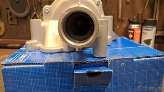 Úplně nová vodní pumpa SKF VKPA 83650 - 3