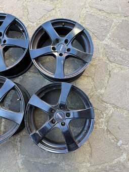 Alu kola dezent 17 5x108 et48 3890kc - 3