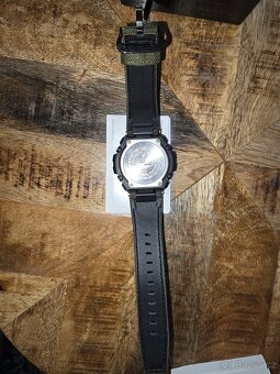 Casio G-Shock GST-W130BC-1A3 zánovní hodinky - 3