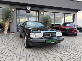 Mercedes-Benz W124 220CE 110kW TOP STAV 2.MAJITEL Manuál - 3