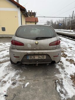 Alfa Romeo 147 1.9jtdm - 3