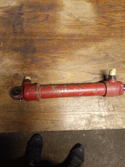 Hydraulický válec - 3