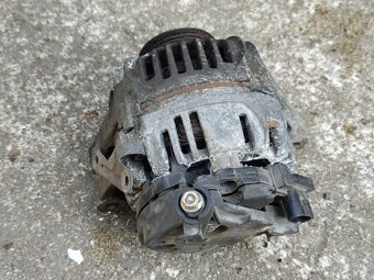 Honda Accord 2.0 - Alternátor - 3