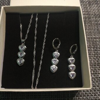 Dámske stříbrné sady - 3