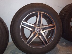 Prodam zanovni pneu r15 195/65 - 3