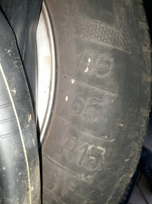 Prodám kompletní letní pneumatiky 205/55 R16 - 3