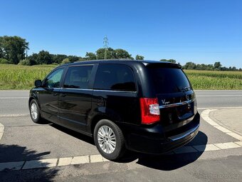 Chrysler Lancia Voyager 3.6 Navi Go RT Kůže 2012 - 3