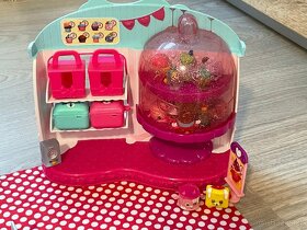 Shopkins Cupcake Queen Cafe - 3