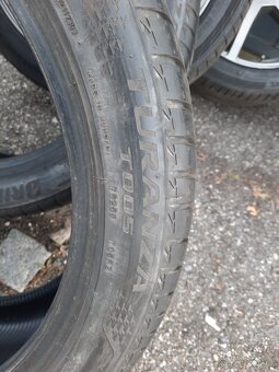 235/45R20 Bridgestone - 3
