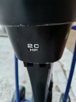 Prodám lodní motor Mercury 20 hp - 3