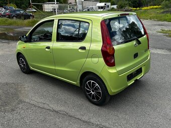 Daihatsu Cuore 1.0i automat, r.2010, klima, STK - 3