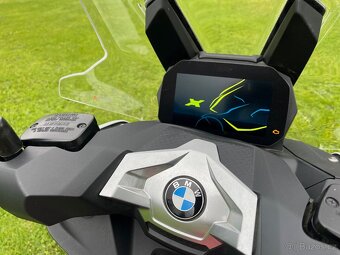 BMW C400X pouze 3800km Dph - 3