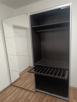 Ikea velka šatní skříň - jak nova - 3