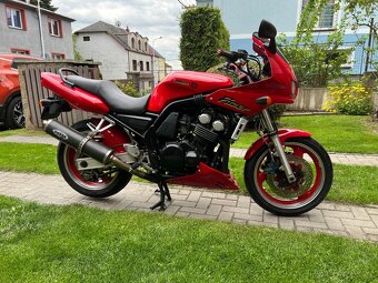 Yamaha Fazer 600 - 3