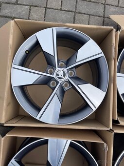 ORIGINÁL Alu Škoda NIVALIS R17, 5x112 - ZÁNOVNÍ - 3