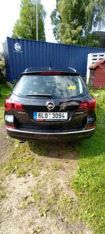 Opel Astra Sports Tourer kombi - 3