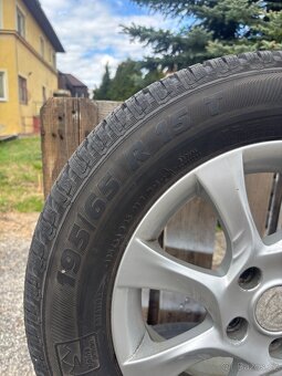 Zimní Semperit 195/65 R15, 5x114,3 - 3