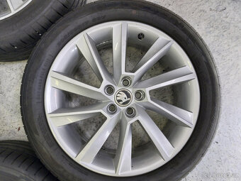 Originál alu kola 17" na Škoda Scala letní - 3