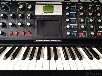 Moog Voyager Electric Blue Edition - 3