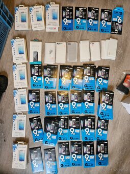Směs ochranných skel na staré mobily cca 100ks - 3