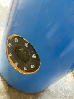 Akumulační nádrž bojler Buderus 300l - 3