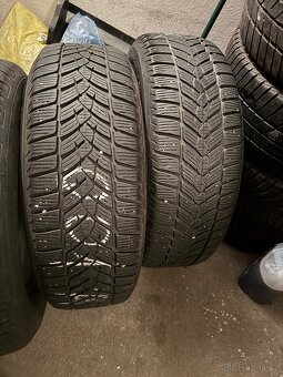 225/65R17 - 3