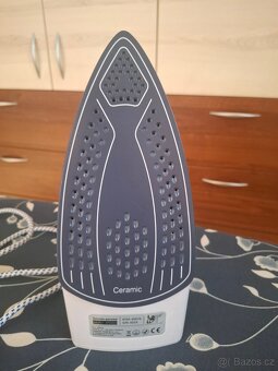 Žehlička napařovací, 2x použitá - 3