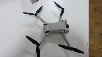 Prodám DJI Mini 3 Pro – Fly More Combo - 3