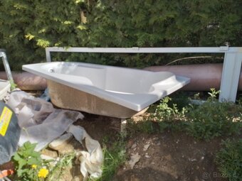 rohová vana plastová - 3