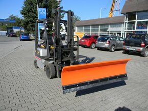 Sněhová radlice pro vysokozdvižný vozík - 3