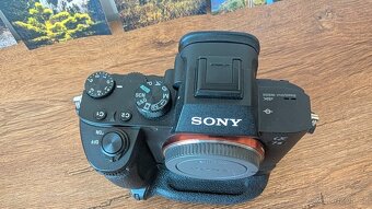 Sony Alpha A7 III ILCE-7M3 28k GRIP - 3
