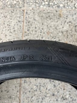 225/40 R19 Goodyear - 3