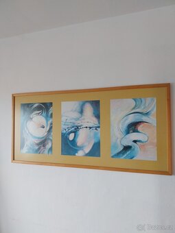 Obrázky, konferenční stolek - 3