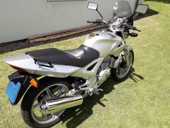 Honda CBF 250 - 3