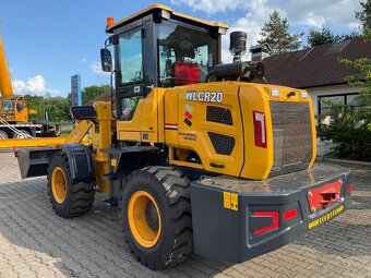 Kloubový nakladač hmotnost 20, 5500kg - 3
