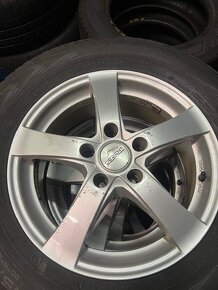 Nissan - 3