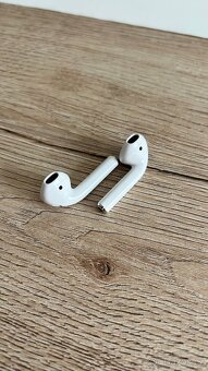 Apple Airpods 2020 - 3