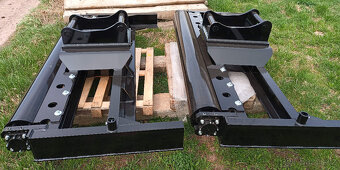 Rovnací trámec (grading beam) pro naklápěcí rotátor 2,5m - 3